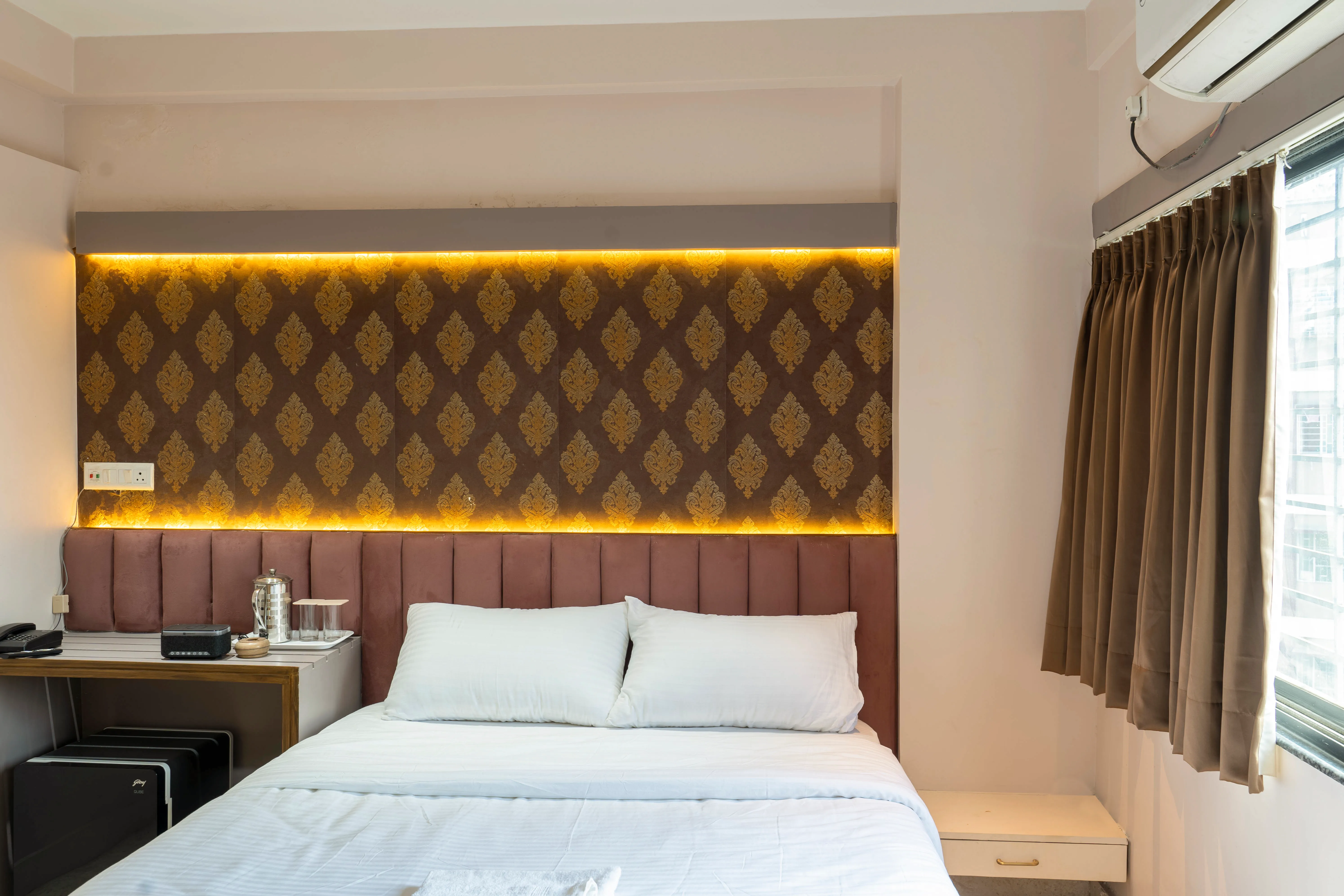 Luxury Room 6